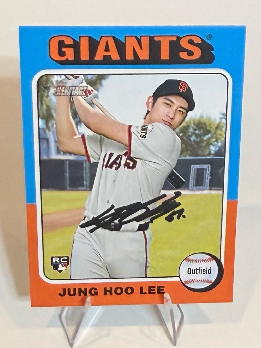 2024 Topps Heritage high number # 545 Jung Hoo Lee Baseball Card -RC